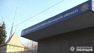 Розшукувані злочинці, нелегальні вантажі, вилучення зброї та наркотиків – як працювали блокпости Слов’янської оперативної зони у березні