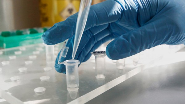 У Слов’янську та Маріуполі ПЛР-тести підтвердили коронавірус у жінок