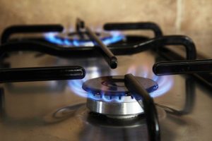 200 млн грн. переплаты за газ вернут украинцам уже в апреле: как получить