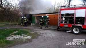 Горело на Светлодарской в Славянске: жертв нет