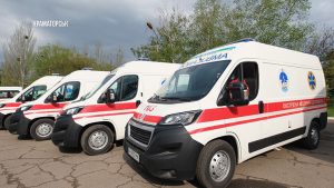 Станції медичної допомоги Донецької області отримали 44 автомобілі