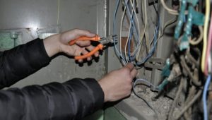 До пяти лет тюрьмы за кражу кабелей: Зеленский подписал закон