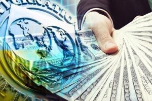 МВФ отказывается от трехлетней программы сотрудничества с Украиной, идут переговоры о программе stand-by на полтора года