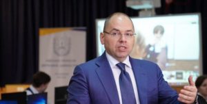 Минздрав объяснил, почему запретил во время локдауна продажу игрушек и одежды.