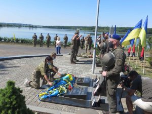 У Слов’янську вшанували пам’ять загиблих військовослужбовців під час проведення АТО