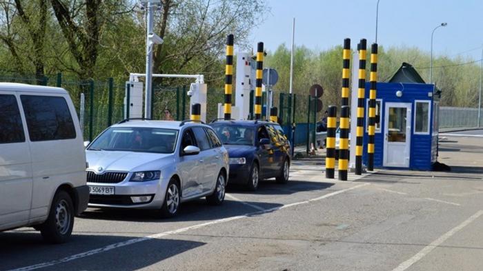 На границе с Венгрией работают все пункты пропуска: кому разрешено въезд