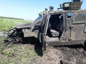 В Авдеевке подорвался бронеавтомобиль ВСУ, травмированы 10 военнослужащих