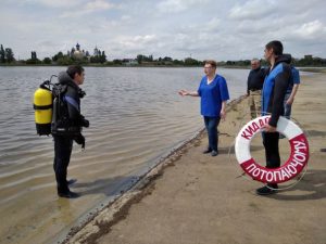 На озере Вейсовом продолжается подготовка к пляжному сезону