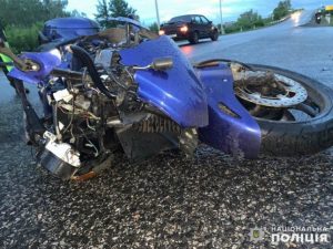 На выезде из Славянска произошло ДТП с пострадавшими. Полиция расследует случившееся
