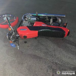 Поліція Слов’янська встановлює обставини ДТП, у якій постраждав мотоцикліст
