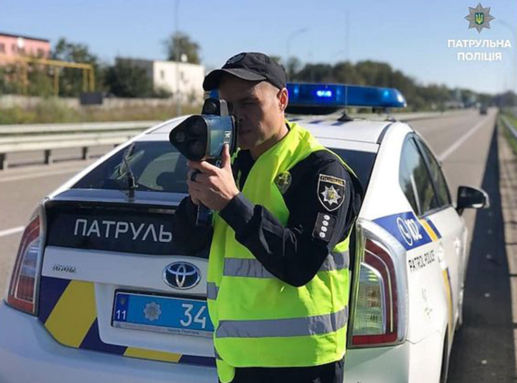 На дорогах Донеччини збільшена кількість радарів TruCam