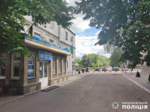 225 разів правоохоронців викликали слов`янці і 63 – лиманці:  зведення  поліції за вихідні