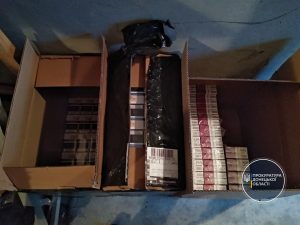 На Донеччині виявлено склад контрафактних сигарет відомих марок на суму понад 400 000 грн
