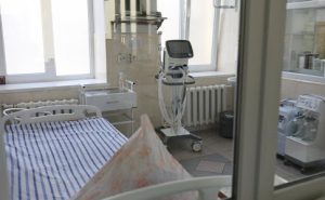 В семи регионах Украины введут дополнительные “коронавирусные” больницы