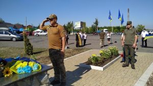 У Слов’янську з нагоди Дня Незалежності України відбулось покладання квітів до пам’ятних знаків загиблим героям
