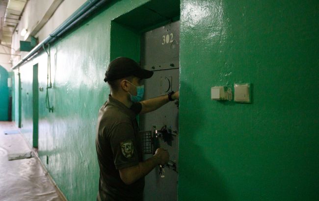 В Украине приобрели уже 11 подарочных сертификатов на платные камеры в СИЗО