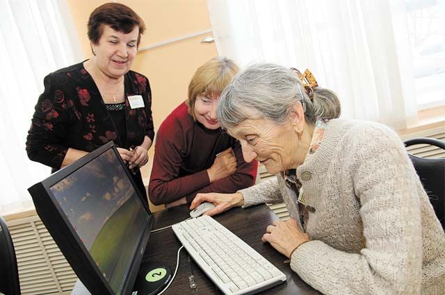 В ПФУ объяснили, как проводится перерасчет пенсий работающим пенсионерам