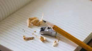 Шмыгаль предлагает первый урок 1 сентября посвятить теме защиты от COVID-19