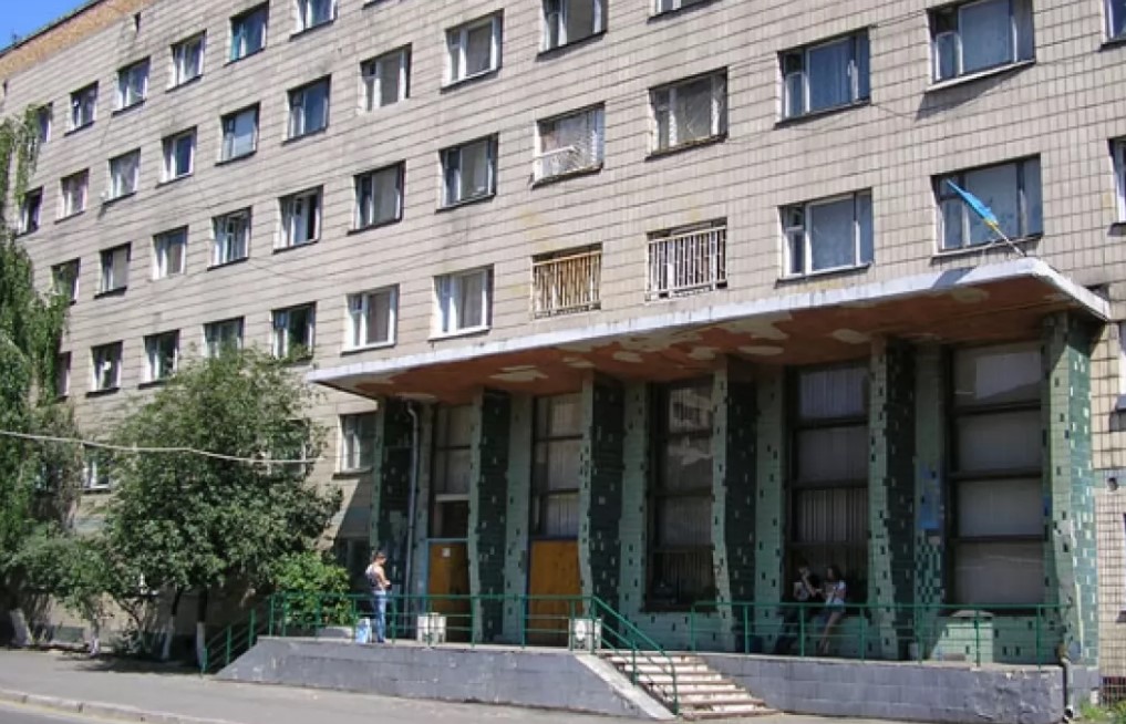 Носить маски и мерять температуру. Минздрав установил правила проживания в общежитиях на карантине