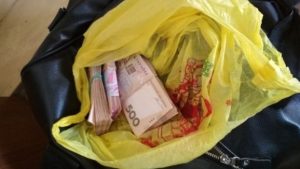 У Слов’янську працівник пограбував роботодавицю