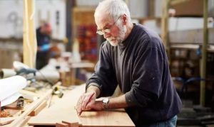 Перерасчет пенсии для работающих пенсионеров