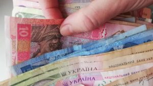В Украине увеличат минимальную зарплату (текст закона)