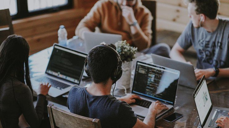 Украина готова приютить 5 тысяч ІТ-специалистов из Беларуси