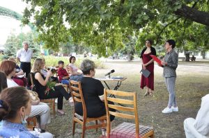 У Слов’янську поетеса Тамара Оністратенко презентувала книгу “О любви не говорят”