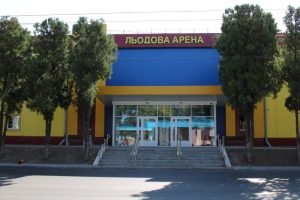 Ледовую арену планируют открыть на День города: как она выглядит изнути