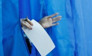 Кабмин утвердил порядок проведения выборов во время карантина