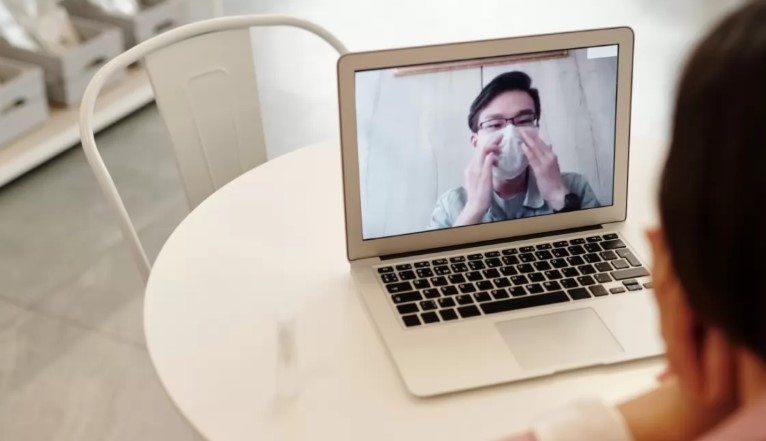 Работодатель не имеет права отказывать сотруднику в самоизоляции, — Степанов