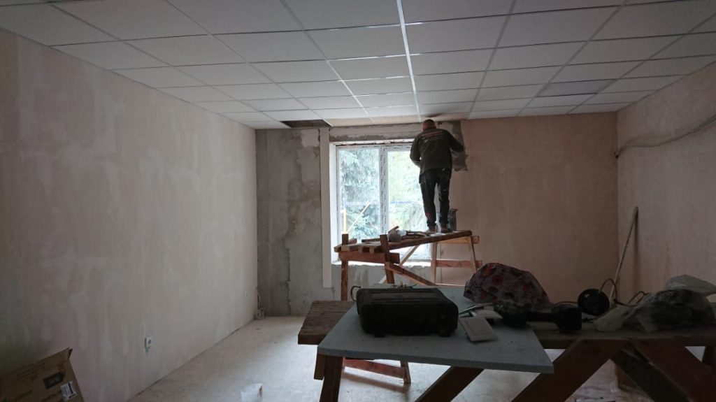 Заступник голови Донецької ОДА провела моніторинг виконання ремонтних робіт у низці закладів у Слов’янську та Святогірську