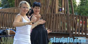 Каждую среду: в Славянске будут проходить бесплатные танцевальные вечера для всех желающих. Фото