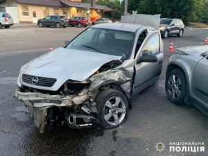 Слов’янські поліцейські встановлюють обставини двох ДТП з постраждалими