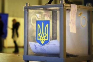 В ЦИК объяснили, что ждет украинцев, которые придут голосовать без маски