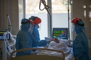 В Минздраве рассказали, как часто люди инфицируются коронавирусом повторно