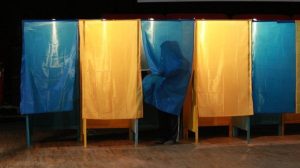 У Слов’янску виборець розірвав свій бюлетень та бюлетень своєї матері