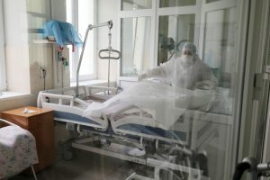 Донеччина може зіткнутися з дефіцитом лікарів у випадку критичного збільшення пацієнтів з COVID-19
