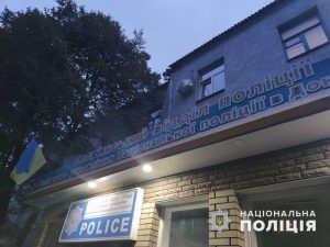 Розслідування за фактом конфлікту в маршрутному таксі, розкриття майнових злочинів та вилучення наркотиків – події тижня у Слов’янській оперативній зоні