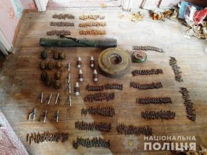 З початку року поліцейські Донеччини вилучили понад 1200 бойових гранат