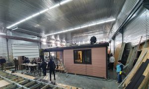 В сети показали первый домик для базы отдыха в Щурово НКМЗ