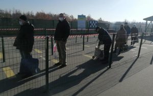 Из семи КПВВ на Донбассе фактически работают только два