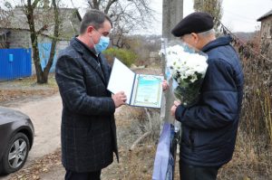 85-летний Николай Липовой продолжает тренировать юных славянских спортсменов-вольников