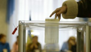 Слов’янські рятувальники нагадали, що заборонено на  виборчих дільницях