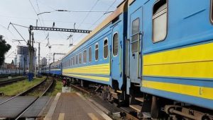 «Укрзализныця» продлевает поезд Киев — Покровск до Авдеевки