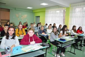 В Славянске возобновились занятия в школах