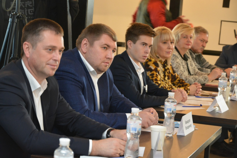 Кандидатуру Павла Придворова на пост городского головы поддержали руководители крупнейших предприятий Славянска