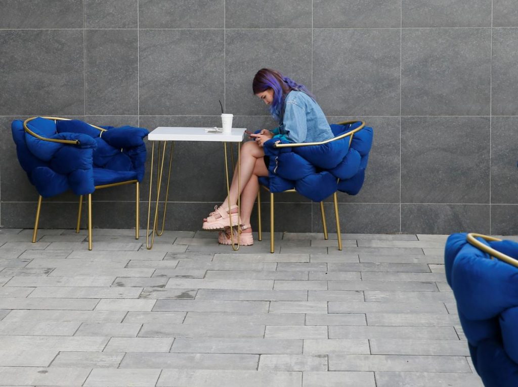 С 16 января сфера обслуживания должна перейти на украинский язык – омбудсмен