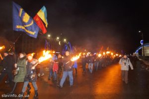 На честь Степана Бандери: мешканців та гостей Слов’янська запрошують на смолоскипний марш