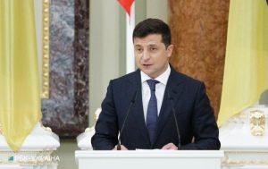Вакцина от коронавируса в Украине будет платной: для кого